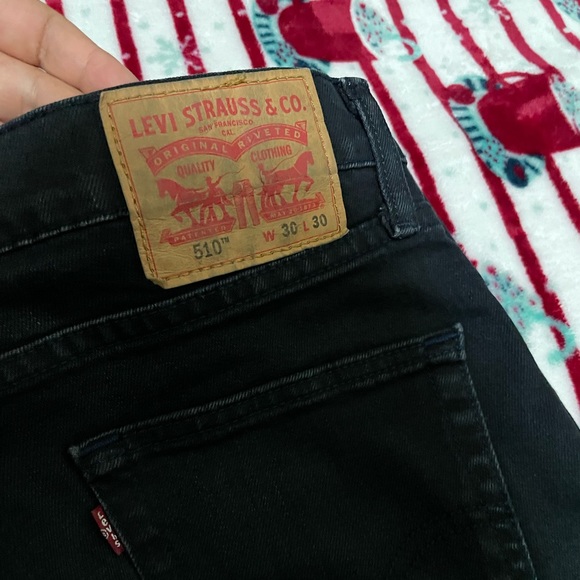 Levi’s Jeans - Picture 3 of 5
